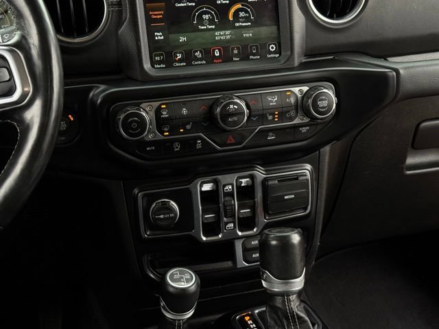 Used 2021 Jeep Wrangler Unlimited Sahara w/ Uconnect 4C Nav & Sound Group AWD/4WD image 31