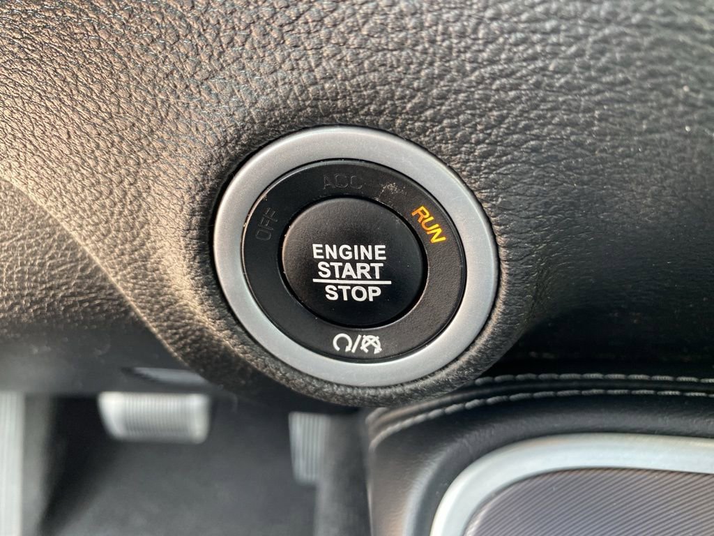 Used 2021 Dodge Challenger SXT AWD/4WD image 23