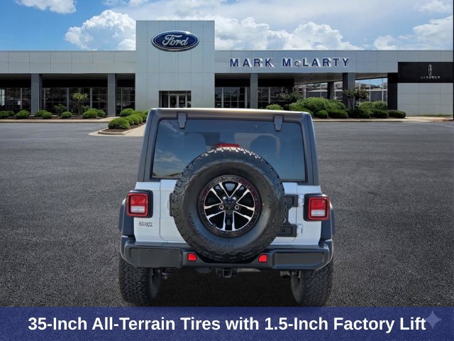 Used 2024 Jeep Wrangler Unlimited Sport AWD/4WD image 4