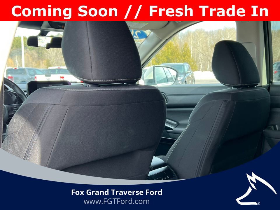 Used 2024 Nissan Pathfinder SV image 31