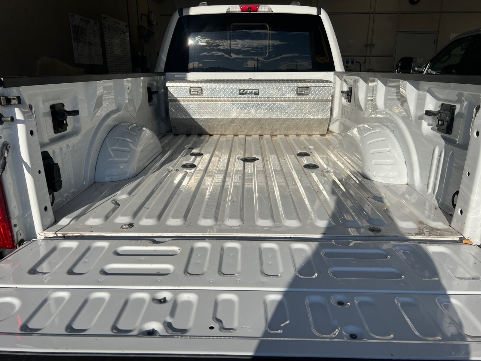 Certified 2022 Ford F350 Lariat w/ Chrome Package AWD/4WD image 28