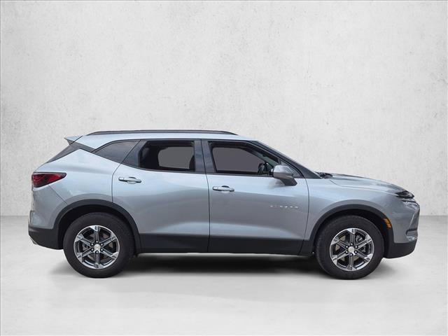 Used 2023 Chevrolet Blazer LT w/ Convenience Package AWD/4WD image 4