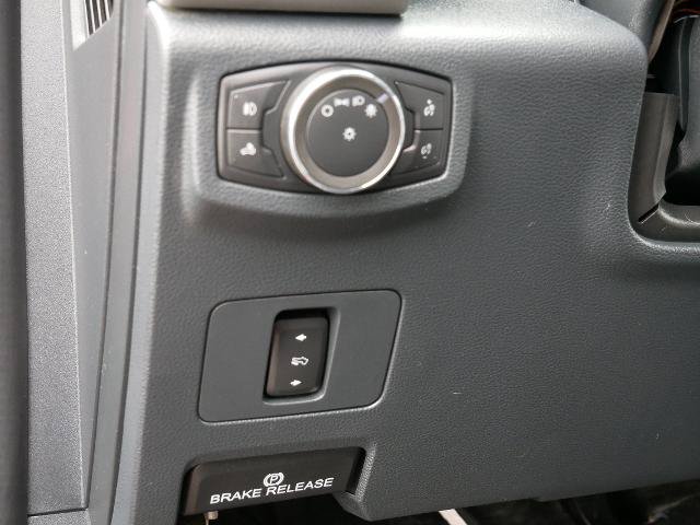 Certified 2022 Ford F350 Lariat w/ Lariat Value Package AWD/4WD image 19