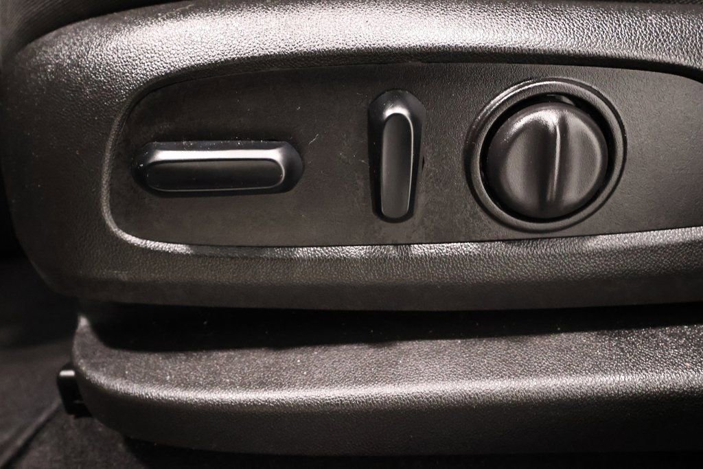 Used 2021 Chevrolet Blazer LT image 16