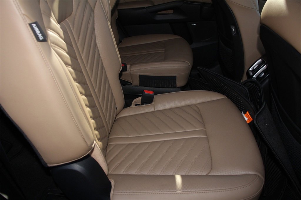 Used 2024 Kia Sorento SX Prestige w/ Olive Brown Leather Package image 27