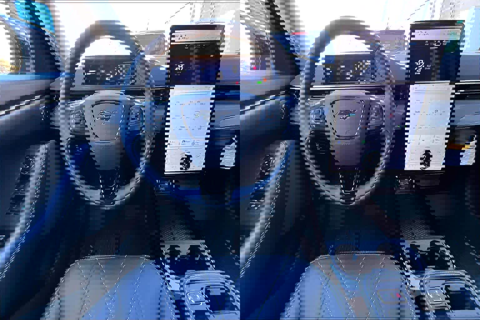 Certified 2025 Ford Mustang Mach-E Select w/ Comfort Package Lite image 9