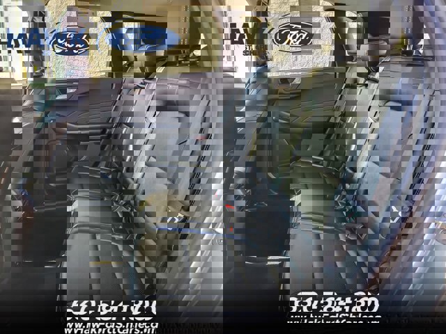 Certified 2022 Ford Escape SEL w/ Technology Package AWD/4WD image 10