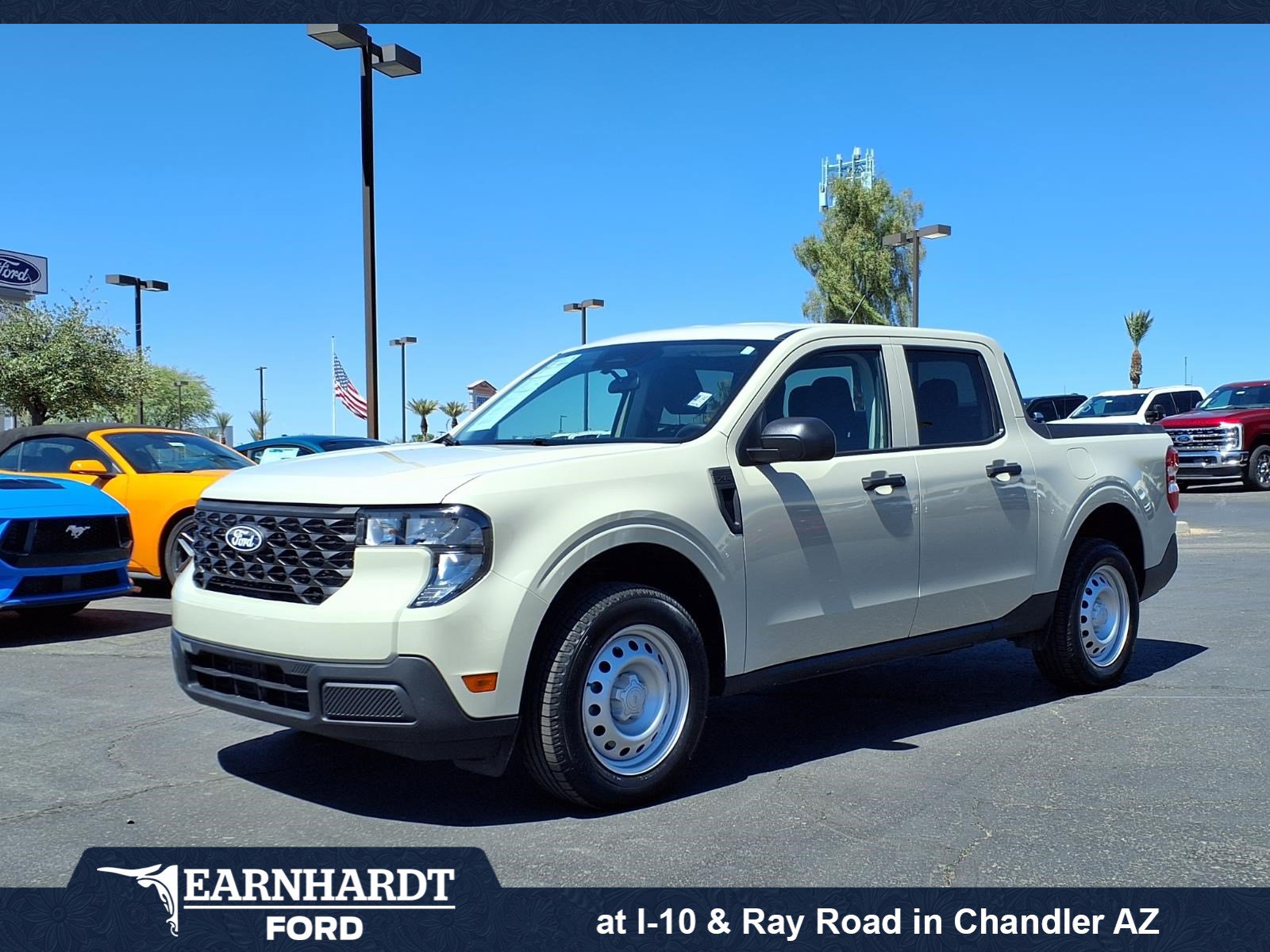 Certified 2025 Ford Maverick XL FWD image 1