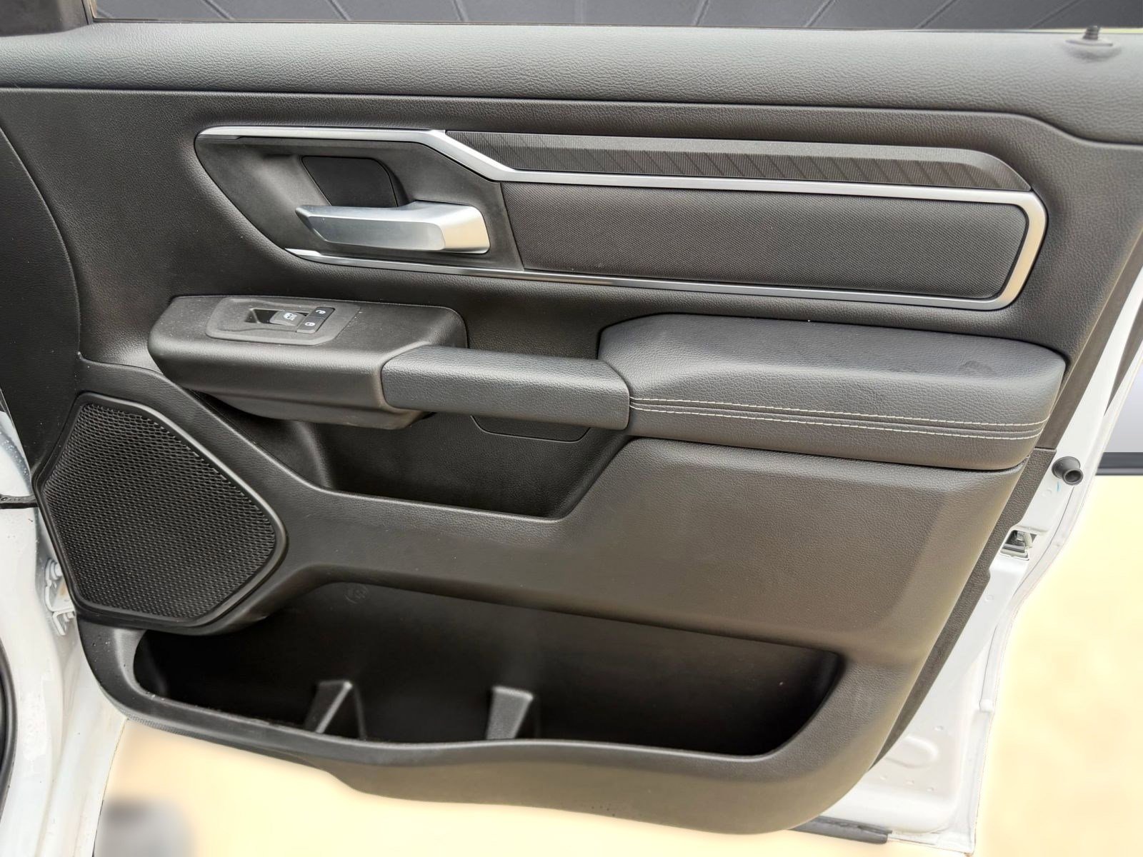 Used 2025 RAM 1500 Lone Star image 29