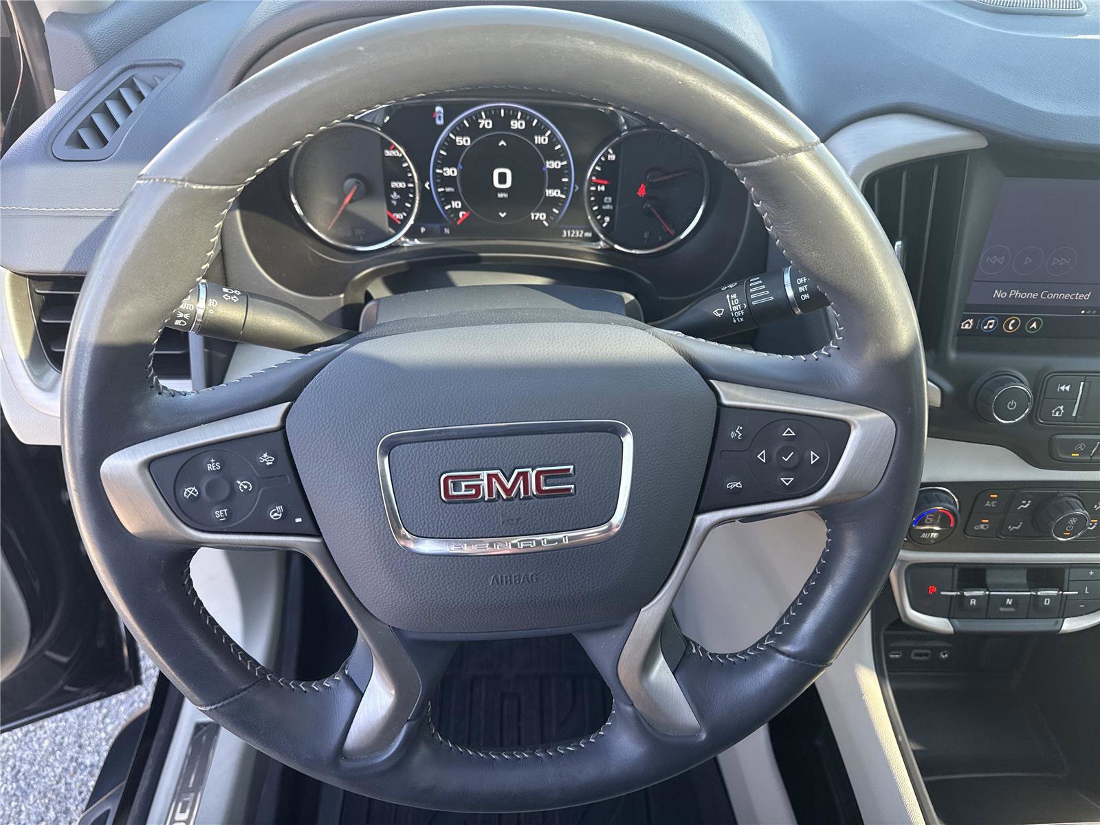 Used 2022 GMC Terrain Denali w/ Black Diamond Edition image 17