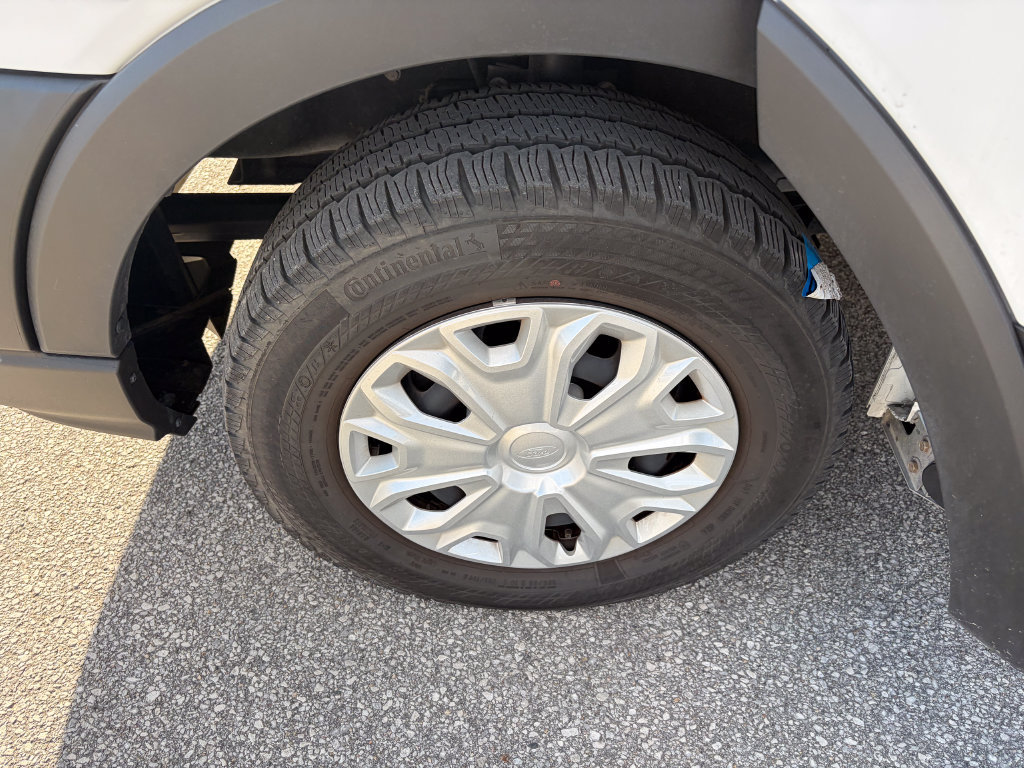 Certified 2025 Ford Transit 250 Low Roof w/ Exterior Upgrade Package RWD image 27
