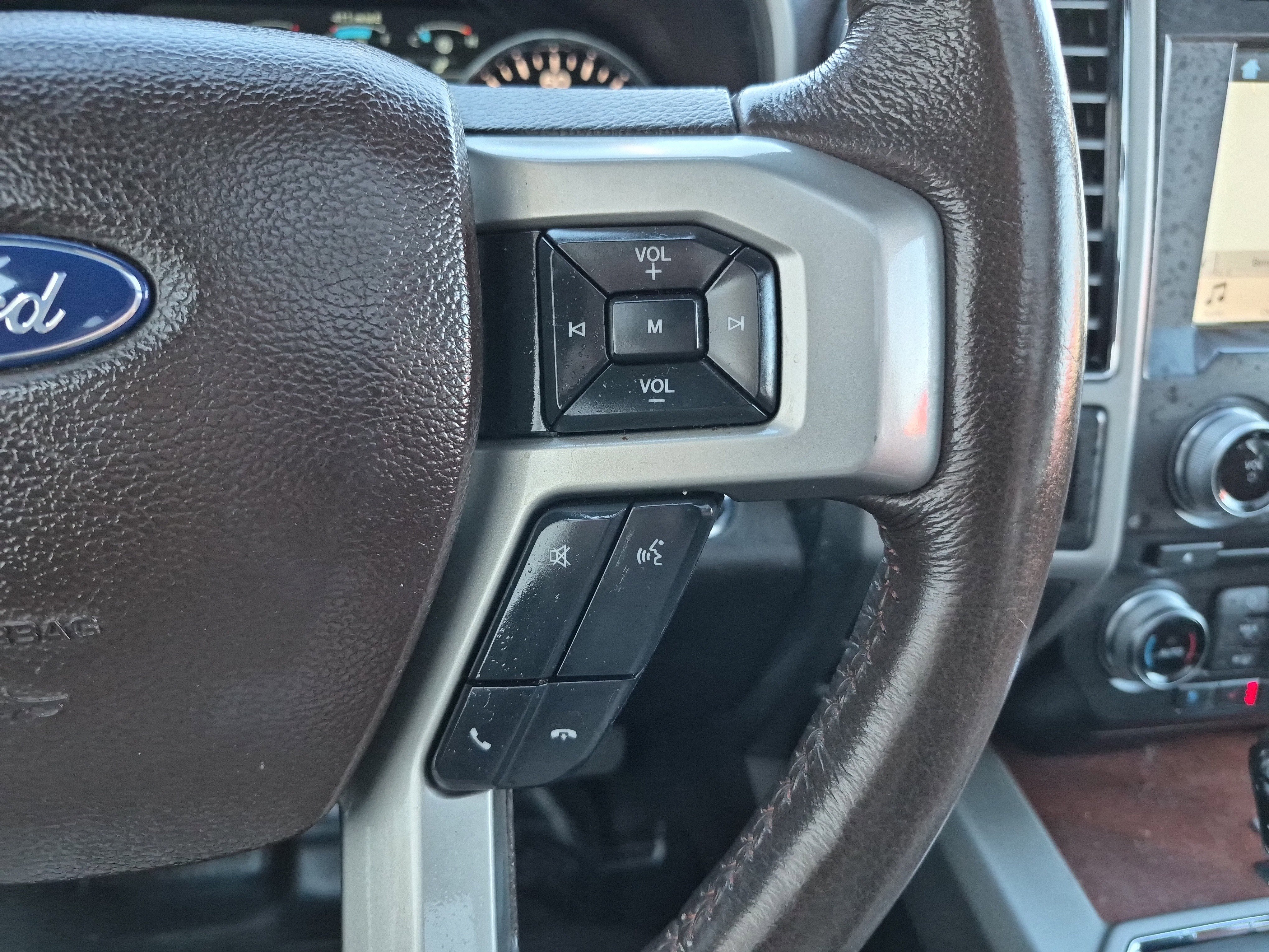 Certified 2018 Ford F150 King Ranch w/ Equipment Group 601A Luxury image 31