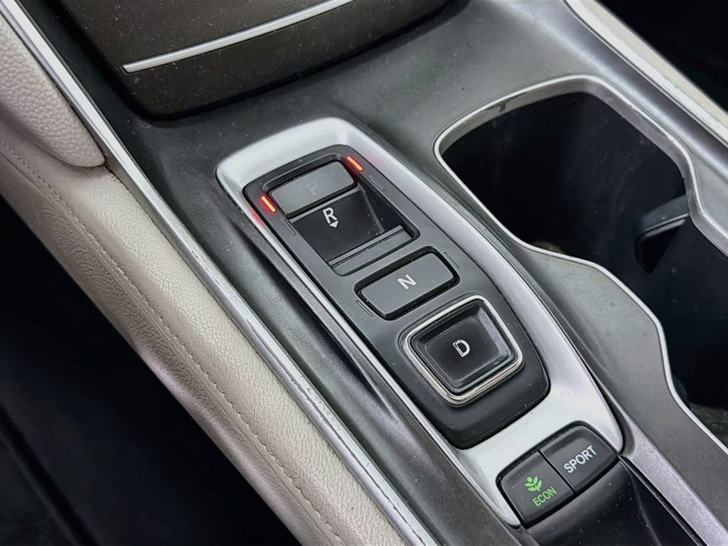 Used 2018 Honda Accord Touring image 20