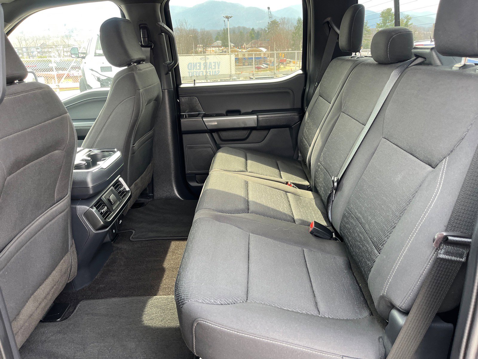 Certified 2022 Ford F150 XLT w/ Equipment Group 302A High image 20