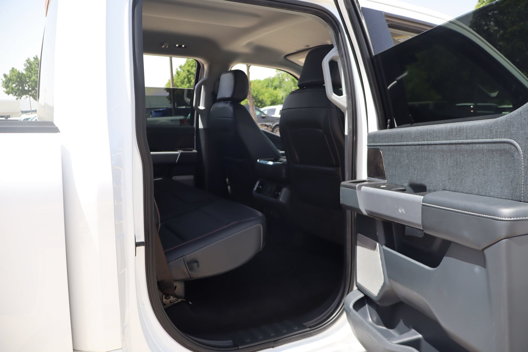 Certified 2022 Ford F150 Lariat AWD/4WD image 28