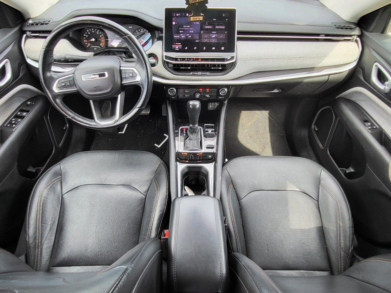 Used 2022 Jeep Compass Latitude w/ Sun and Sound Group image 13