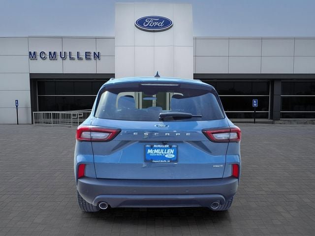 Certified 2025 Ford Escape ST-Line Select w/ Tech Pack #1 AWD/4WD image 4