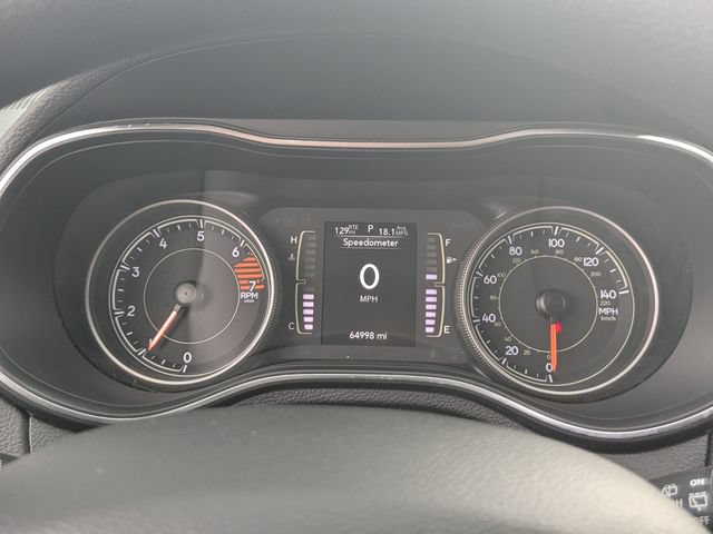 Used 2019 Jeep Cherokee Latitude w/ Popular Appearance Group AWD/4WD image 13