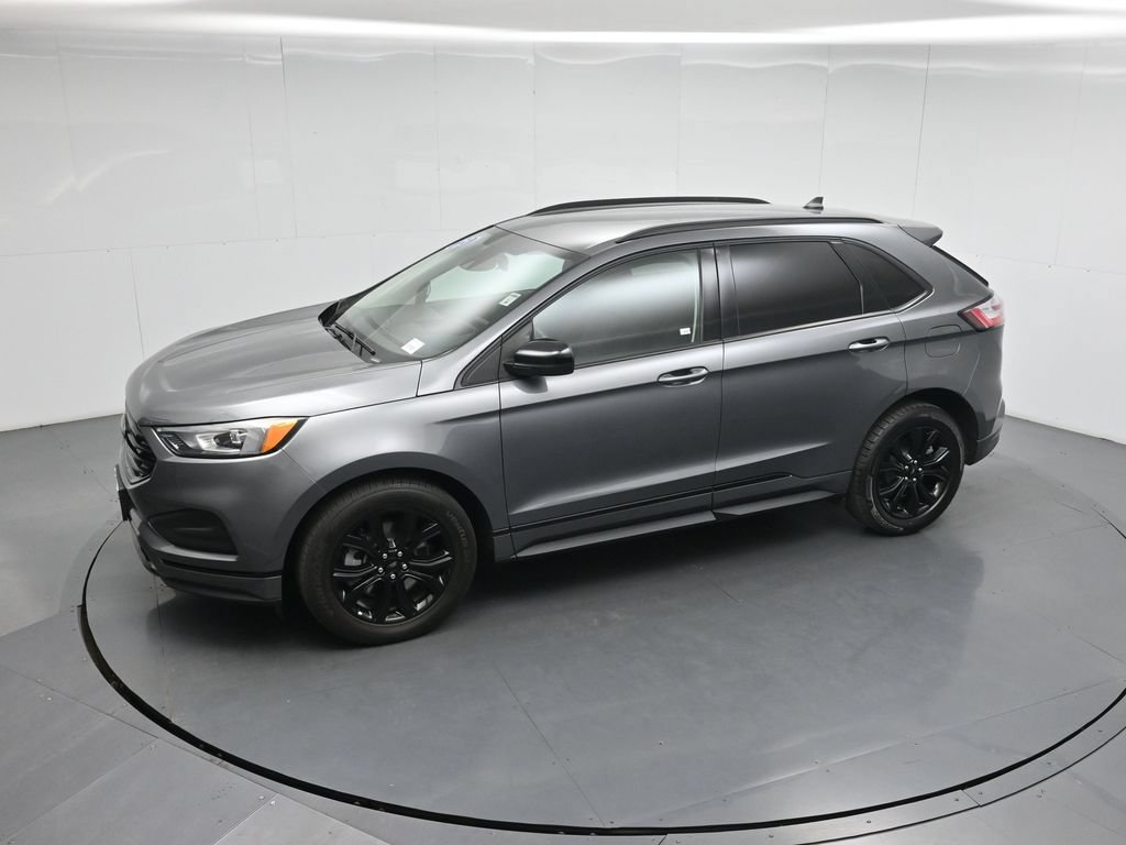 Certified 2023 Ford Edge SE w/ Black Appearance Package AWD/4WD image 44