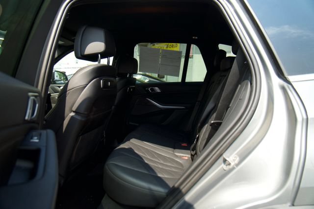 Used 2024 BMW X5 sDrive40i w/ Premium Package RWD image 29