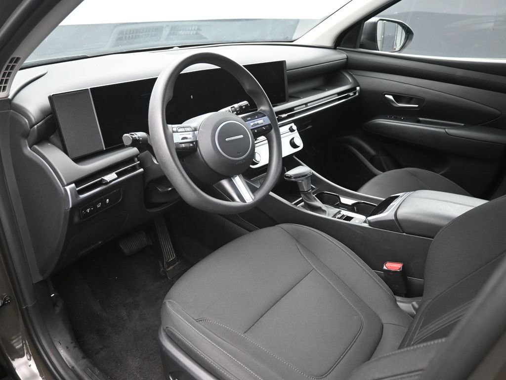 Used 2025 Hyundai Tucson SEL AWD/4WD image 19