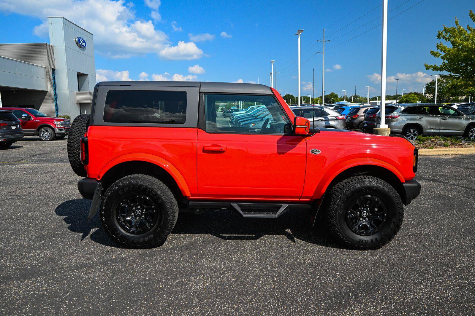 Certified 2021 Ford Bronco Wildtrak AWD/4WD image 3