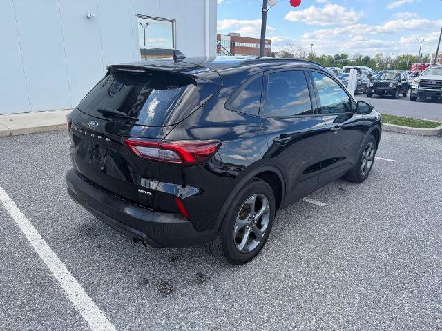 Certified 2025 Ford Escape ST-Line w/ Tech Pack #1 AWD/4WD image 5