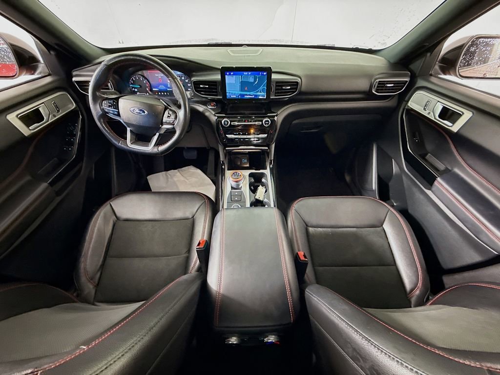 Certified 2022 Ford Explorer ST-Line w/ Class IV Trailer Tow Package image 3