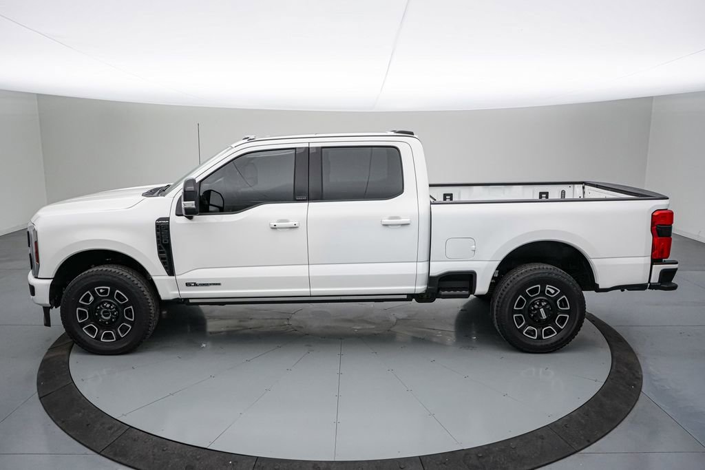 Certified 2025 Ford F250 Platinum AWD/4WD image 9