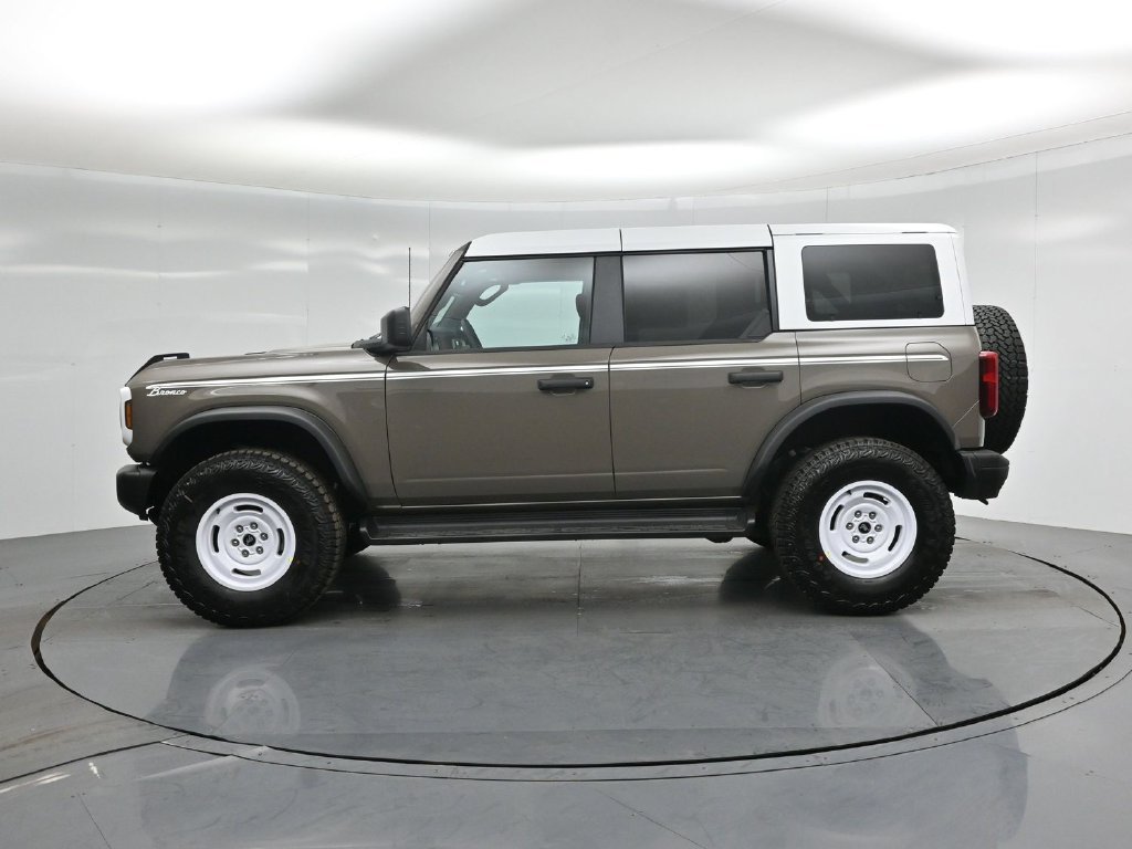 Certified 2026 Ford Bronco Heritage Edition AWD/4WD image 28