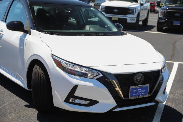 Used 2022 Nissan Sentra SR w/ Electronics Package FWD image 4