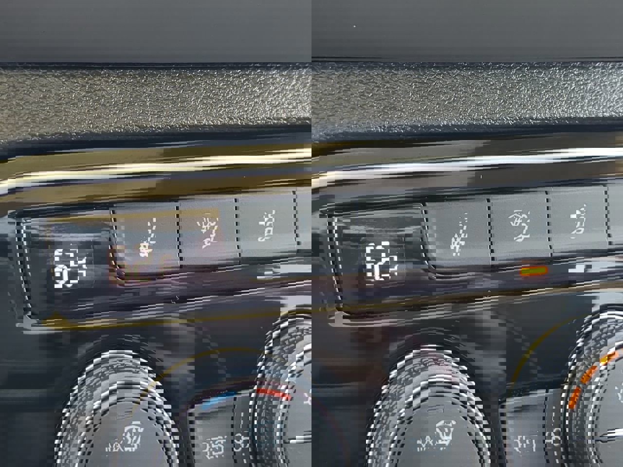 Used 2023 Volkswagen Atlas SE w/ Panoramic Sunroof Package image 21