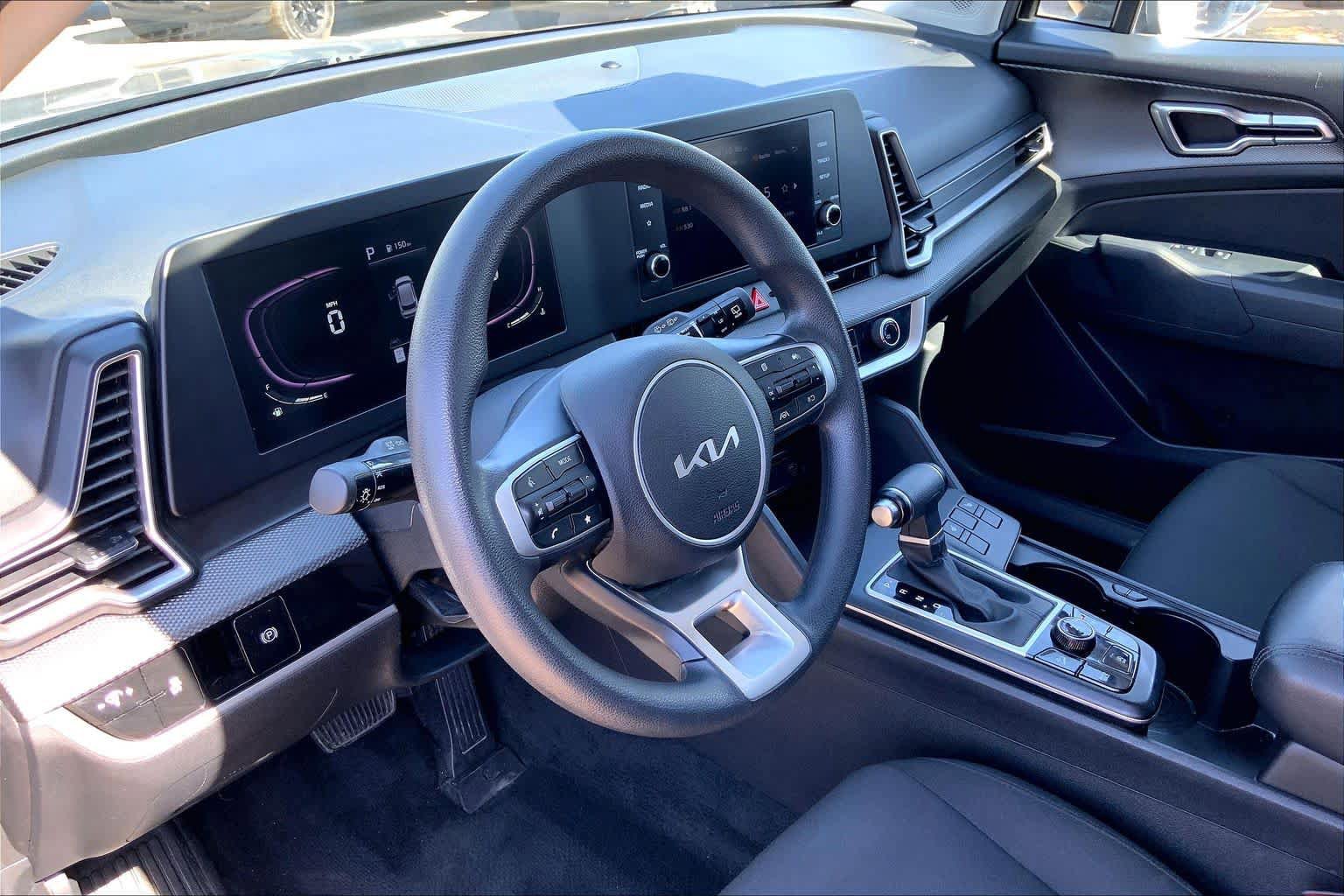 Used 2023 Kia Sportage LX AWD/4WD image 18