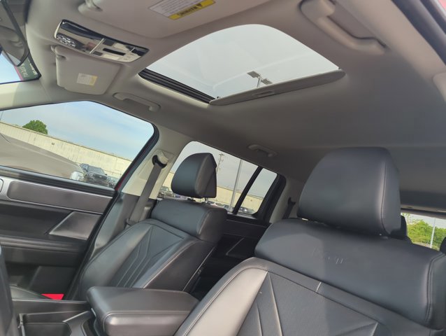 Used 2025 Hyundai Santa Fe XRT image 29