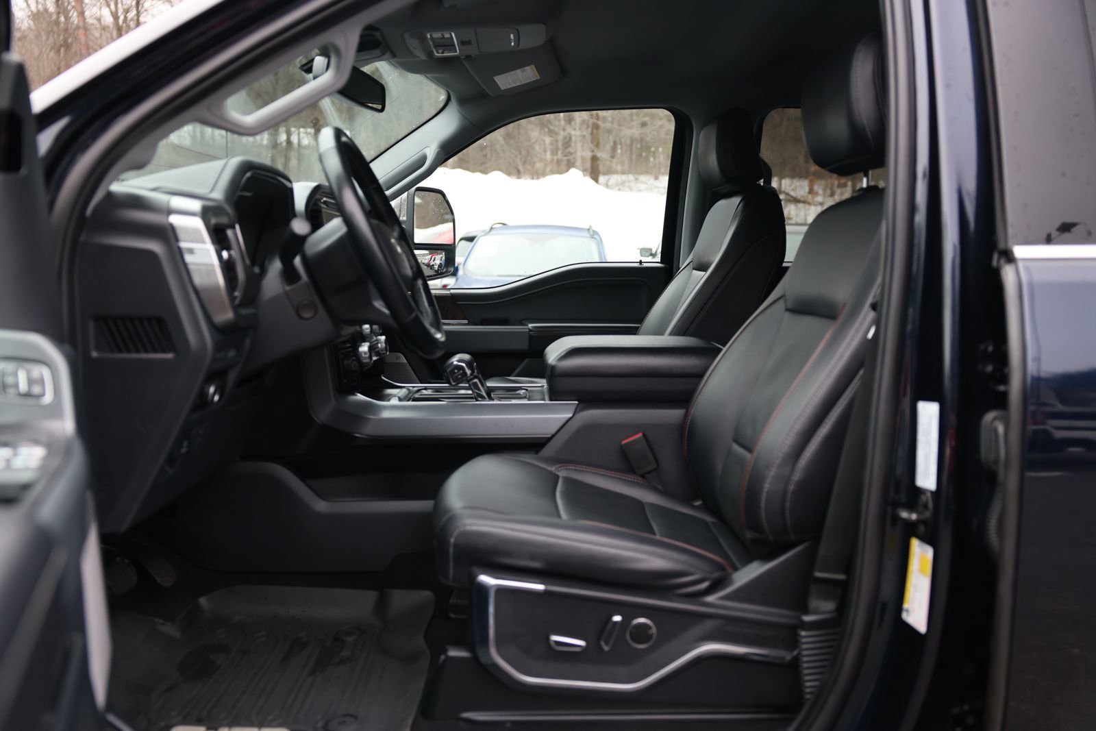 Certified 2023 Ford F150 Lariat w/ Equipment Group 502A High image 19