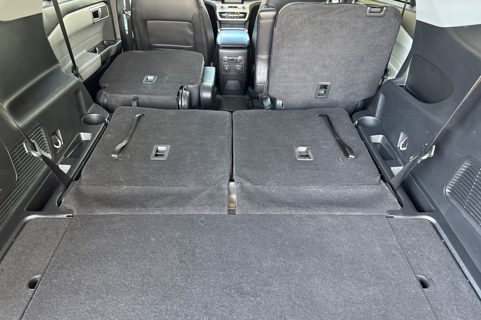 Certified 2023 Ford Explorer XLT w/ Equipment Group 202A AWD/4WD image 17