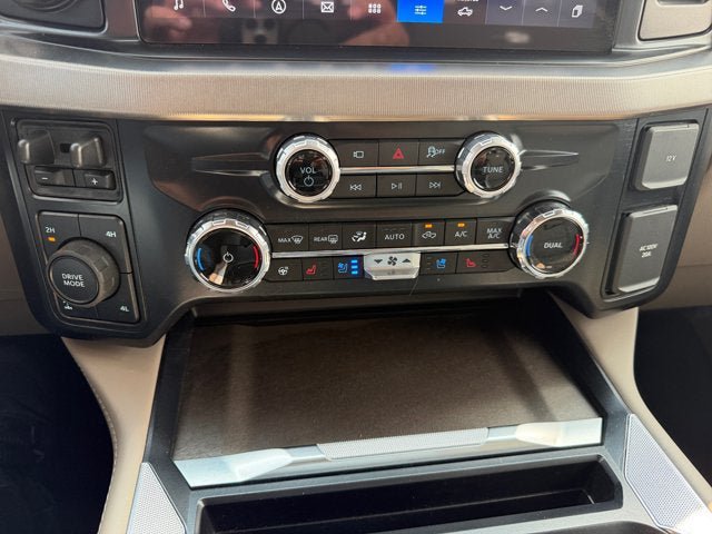 Certified 2026 Ford F250 Platinum w/ Platinum Plus Package AWD/4WD image 21