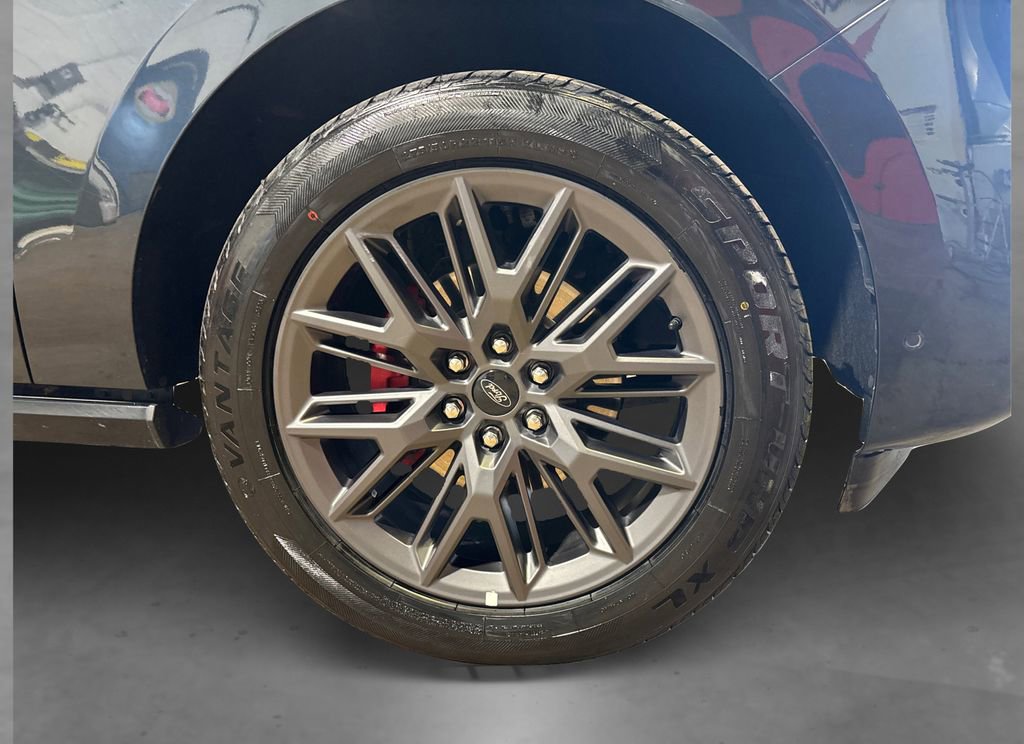 Certified 2025 Ford Expedition Max Platinum w/ Stealth Performance Package AWD/4WD image 19