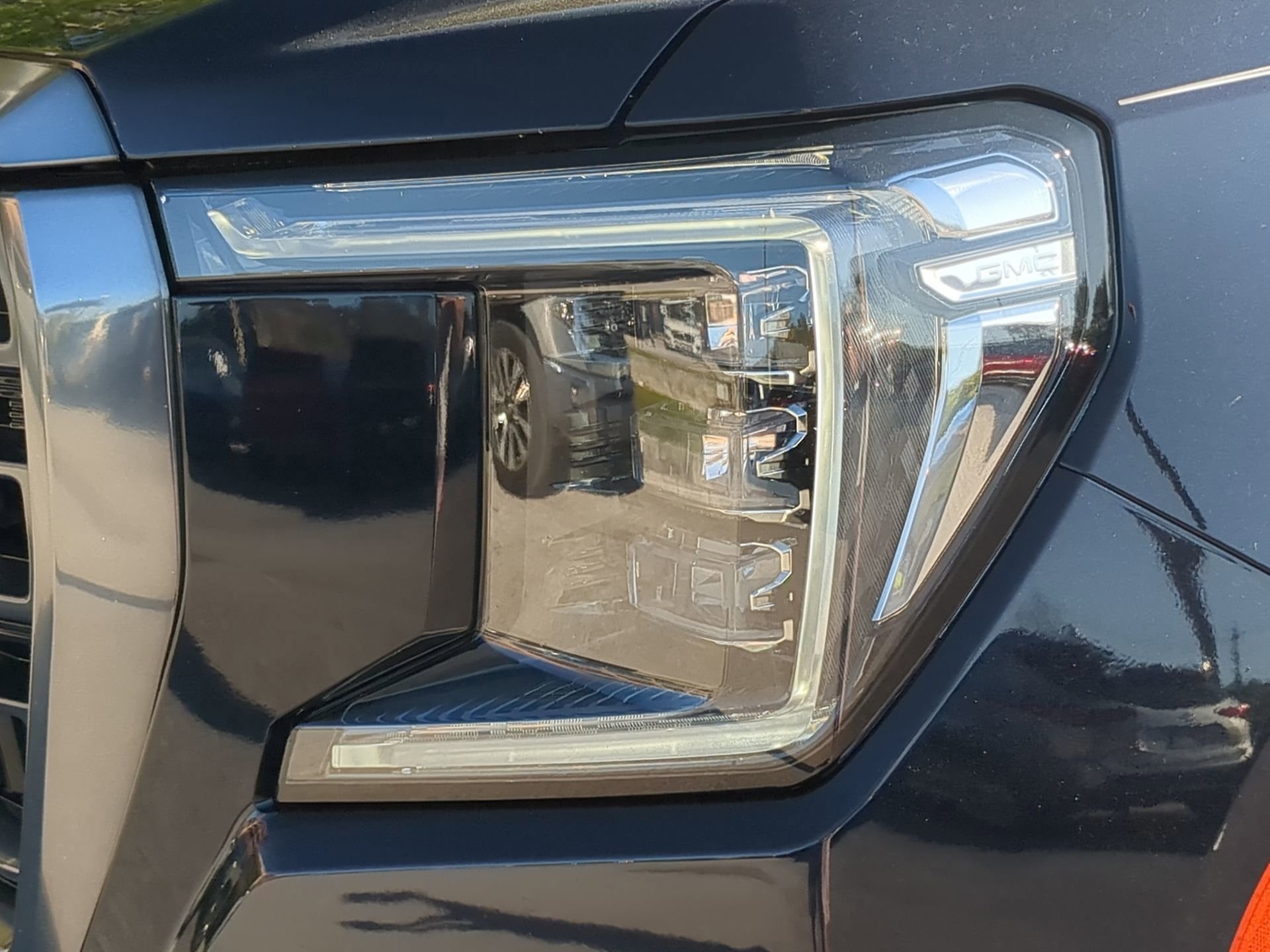 Used 2021 GMC Yukon XL AT4 w/ AT4 Premium Package image 36