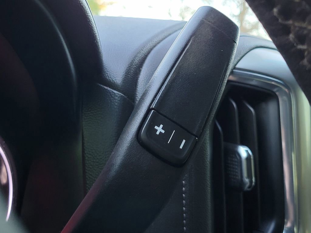 Used 2020 Chevrolet Silverado 1500 LTZ image 31