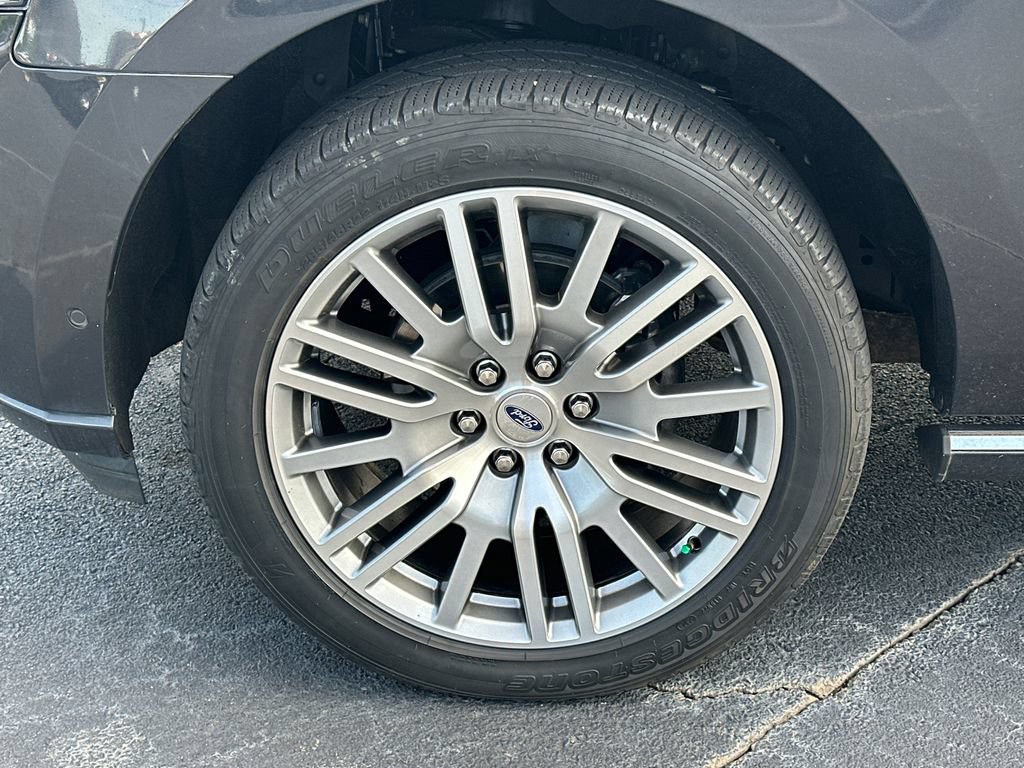 Certified 2022 Ford Expedition Max Platinum RWD image 11
