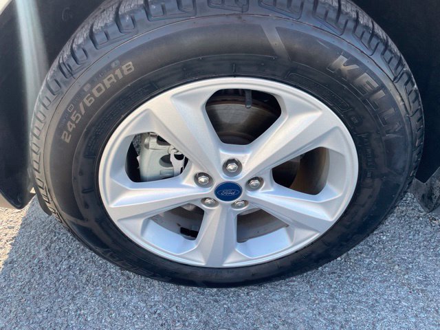 Certified 2020 Ford Edge SE FWD image 23