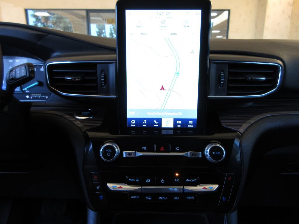 Certified 2023 Ford Explorer Limited w/ Limited Technology Package RWD image 18