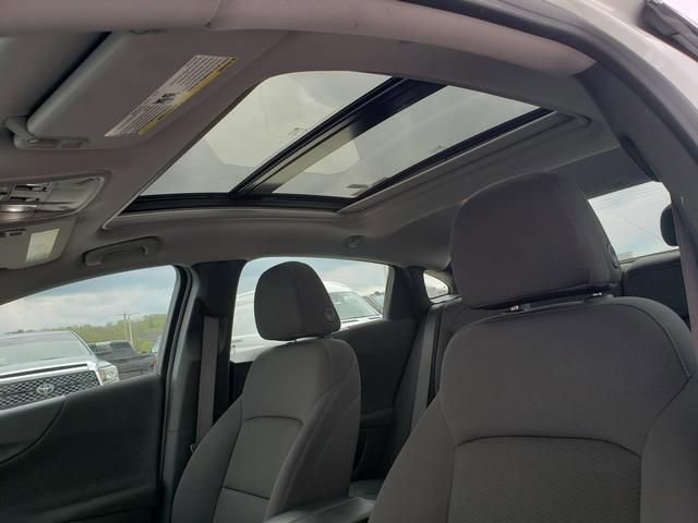 Used 2023 Chevrolet Malibu LT FWD image 13
