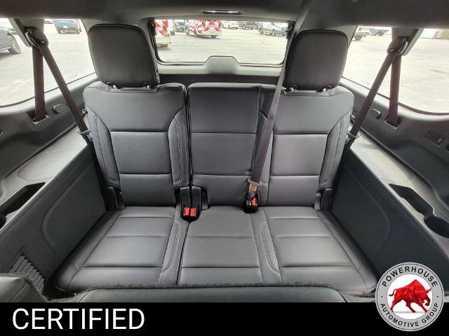 Used 2022 Chevrolet Suburban LT w/ Luxury Package RWD image 18