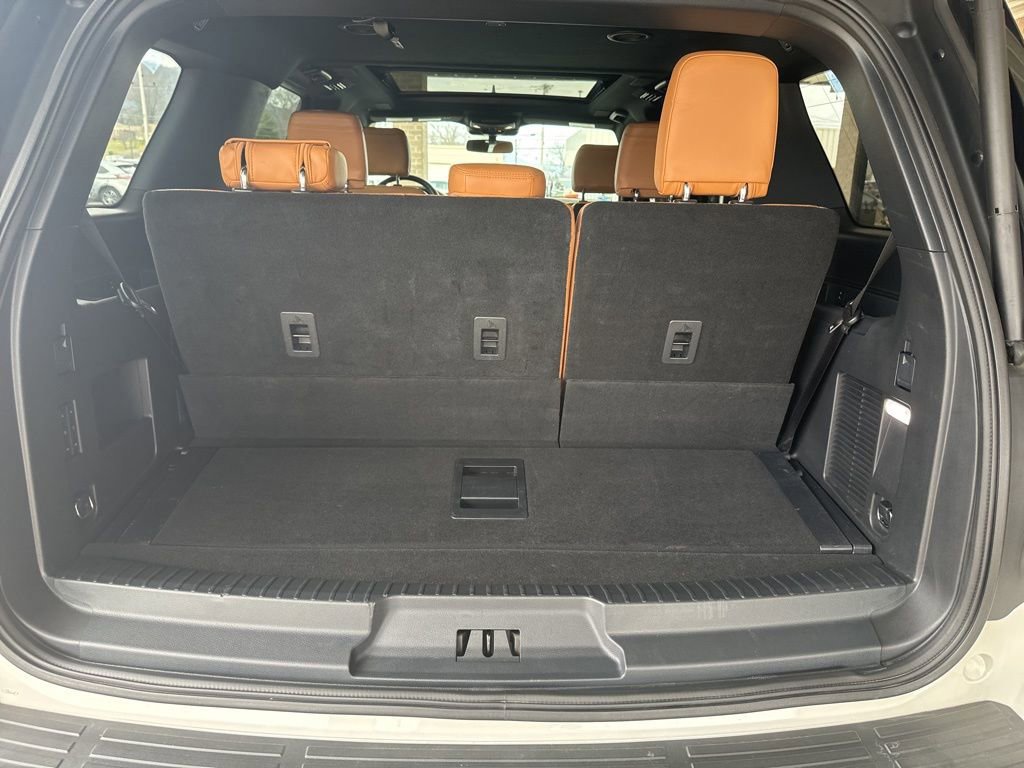 Certified 2022 Ford Expedition Platinum image 27