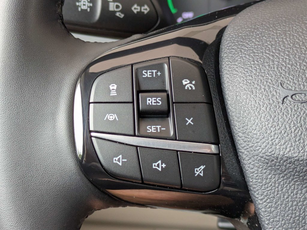 Certified 2021 Ford Escape SE w/ SE Sport Appearance Package FWD image 26