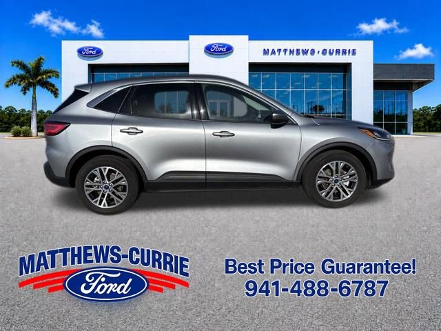 Certified 2022 Ford Escape SEL FWD image 3