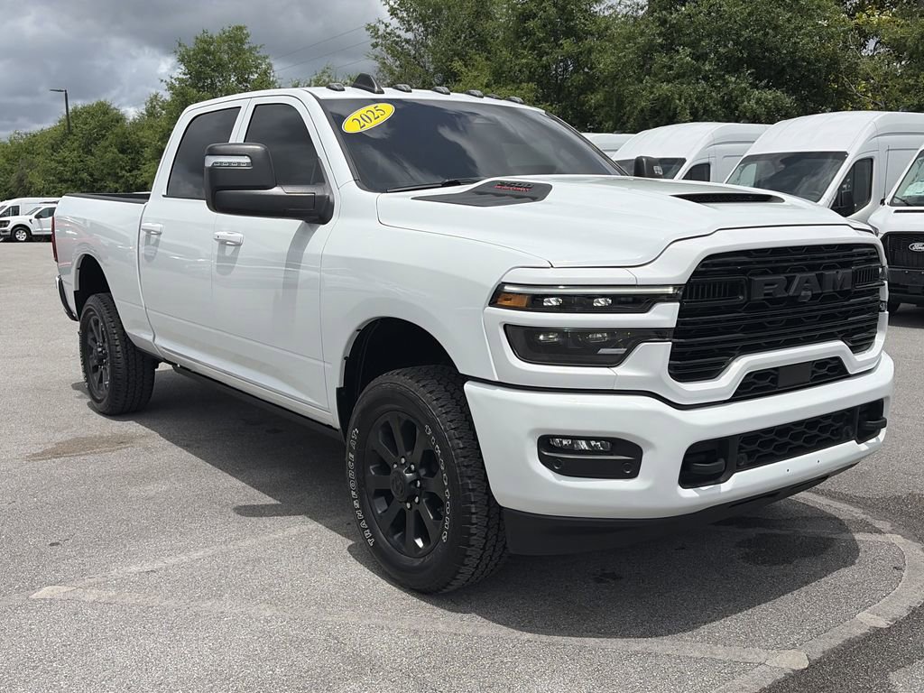 Used 2025 RAM 2500 Laramie AWD/4WD image 9