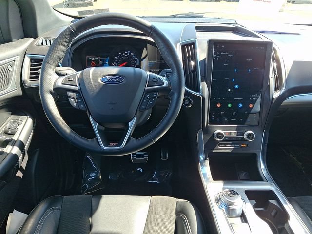 Certified 2022 Ford Edge ST w/ Equipment Group 401A AWD/4WD image 11
